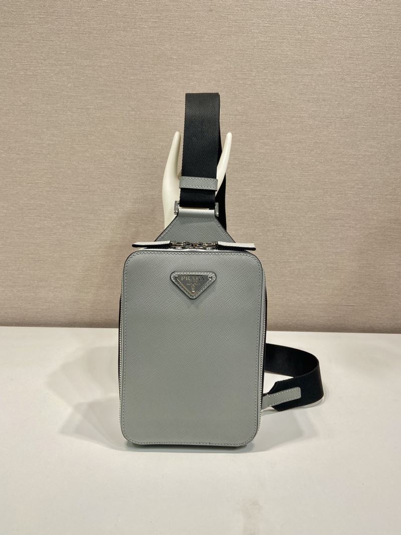Pra*a waist chest packs